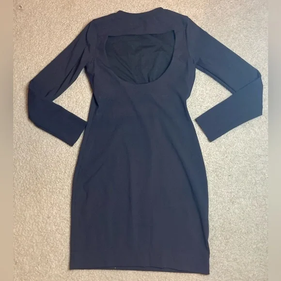 Lululemon Bodycon Mini Dress With Open Back Detail Estimated Size 4 Black - Picture 4 of 5